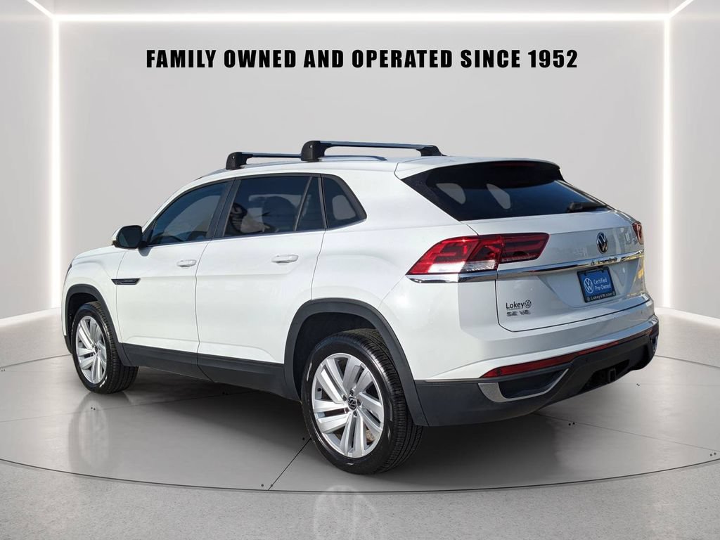 Certified 2023 Volkswagen Atlas Cross Sport SE w/ Panoramic Sunroof Package FWD image 4
