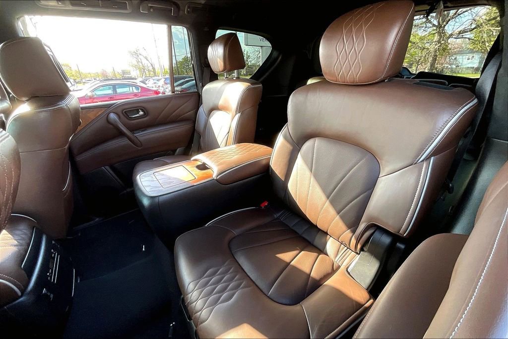 Used 2016 INFINITI QX80 Limited image 29