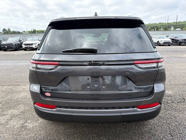 New 2026 Jeep Grand Cherokee Altitude AWD/4WD image 4