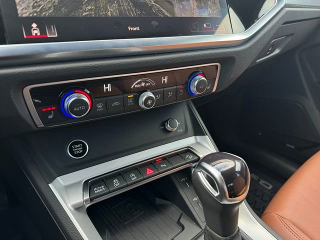 Certified 2025 Audi Q3 2.0T Premium Plus w/ Premium Plus Package image 19