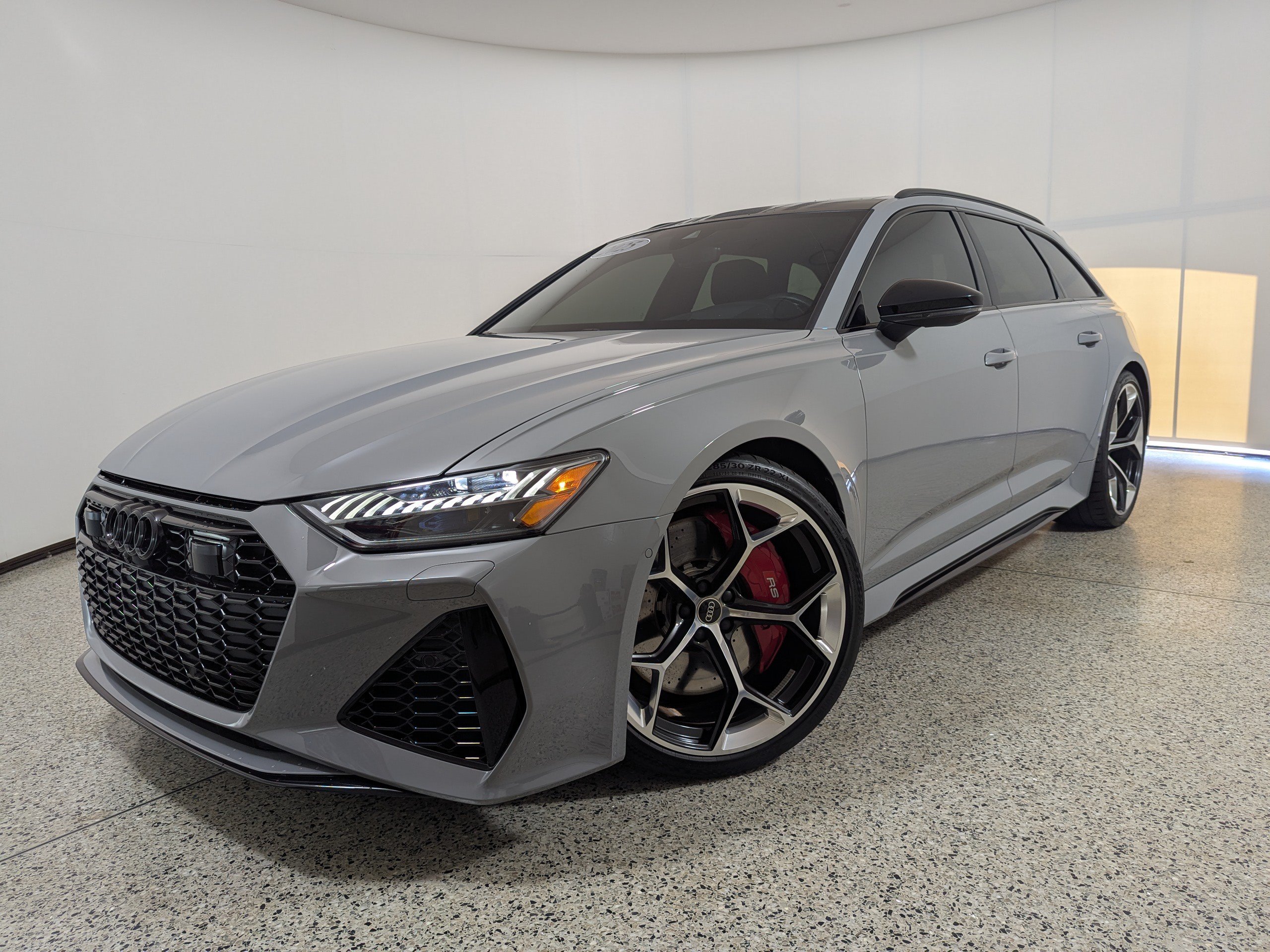 Certified 2025 Audi RS 6 performance w/ Black Optic Package AWD/4WD image 24