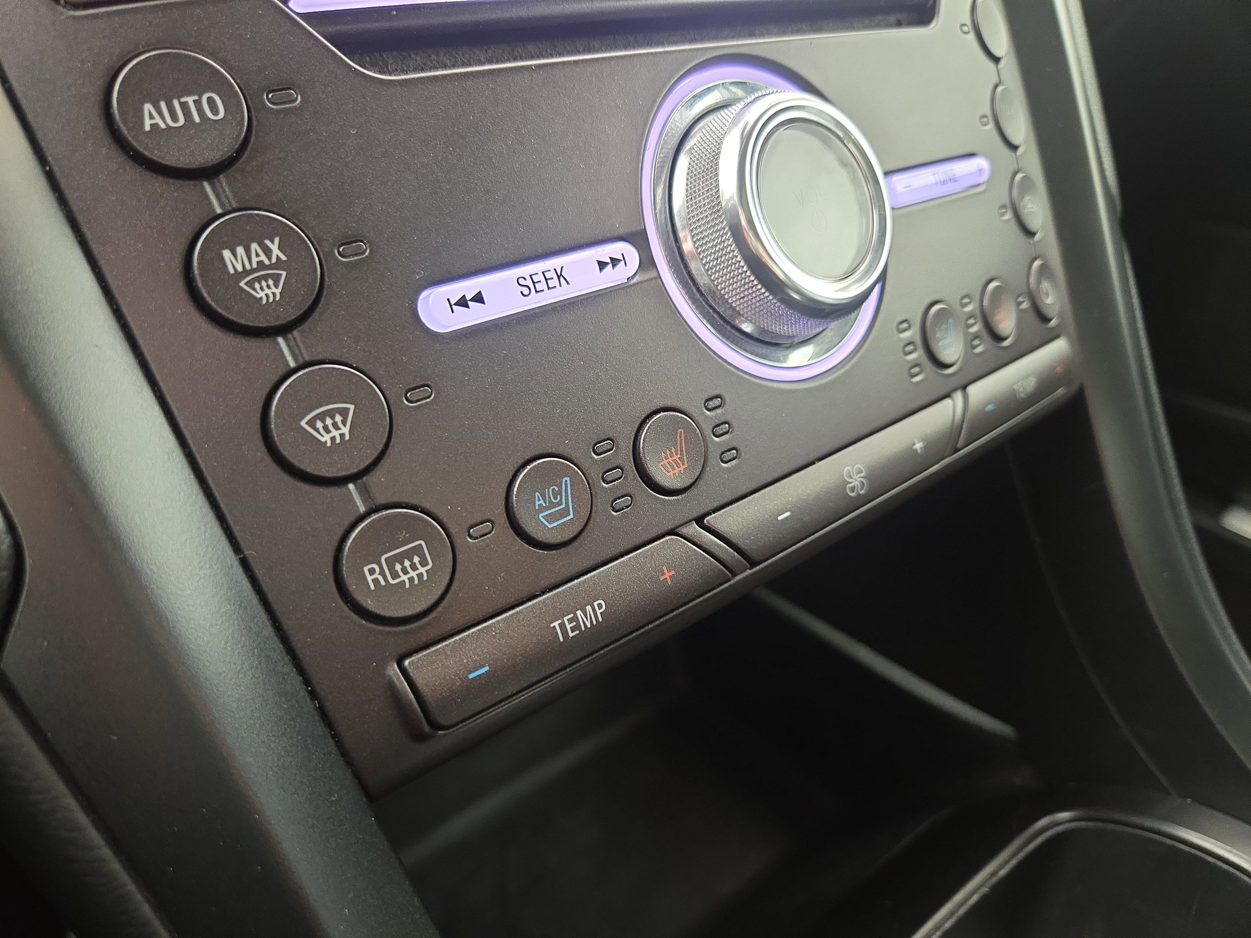 Used 2019 Ford Fusion Titanium image 27