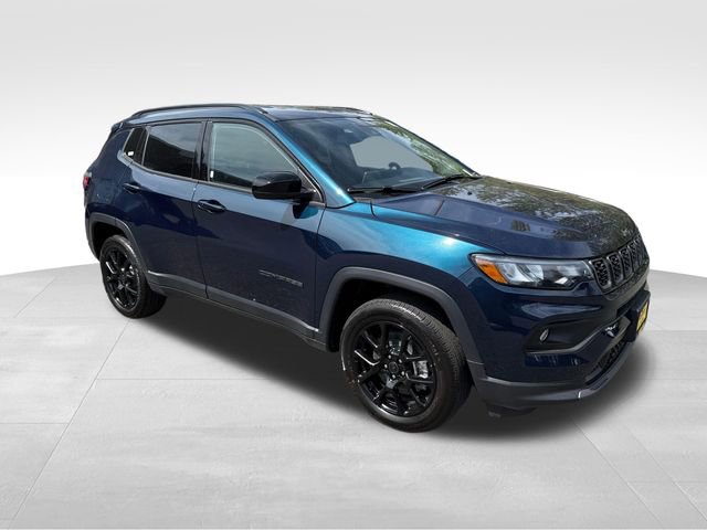 New 2026 Jeep Compass Latitude AWD/4WD 360° Tour