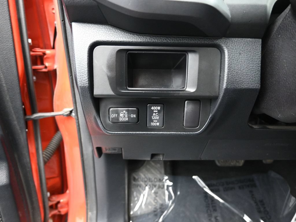 Used 2016 Toyota Tacoma TRD Sport w/ Towing Package AWD/4WD image 18