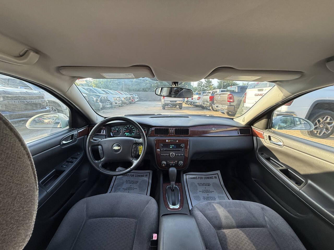 Used 2010 Chevrolet Impala LT FWD image 18