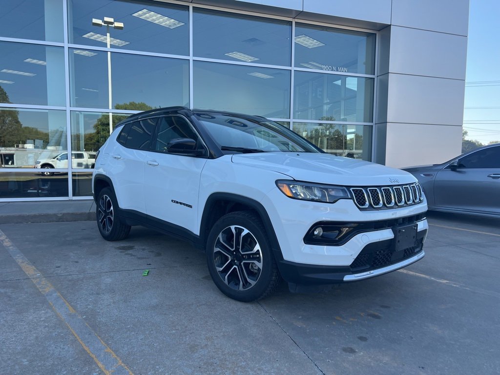 Used 2024 Jeep Compass Limited image 2