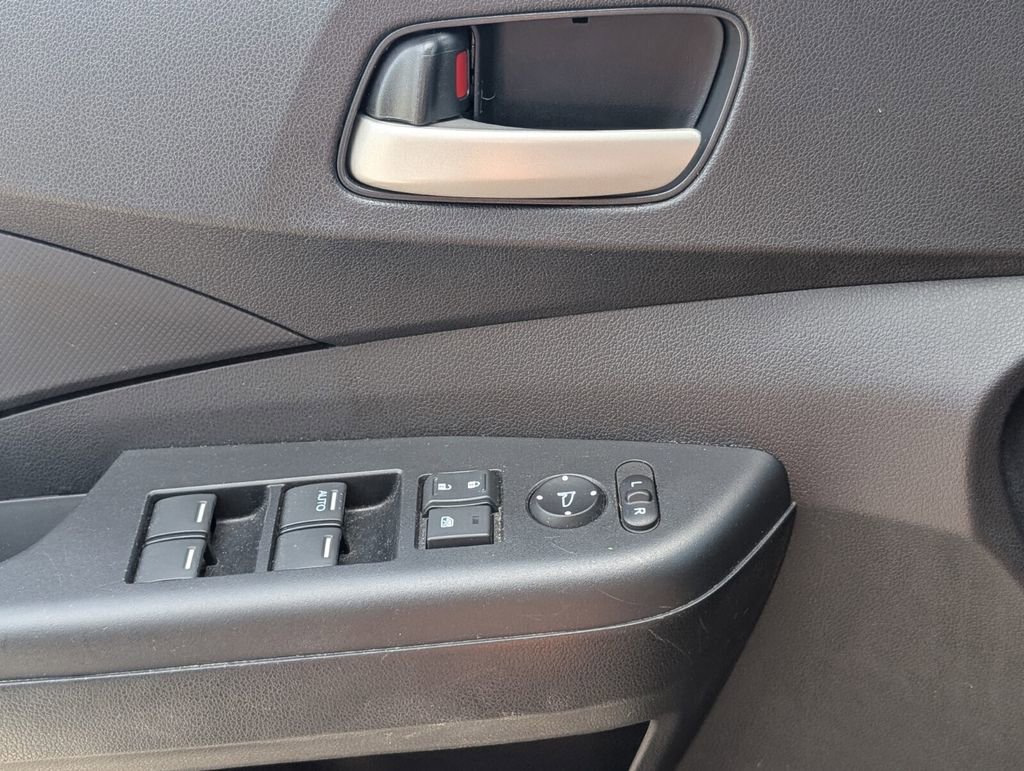 Used 2013 Honda CR-V LX image 30