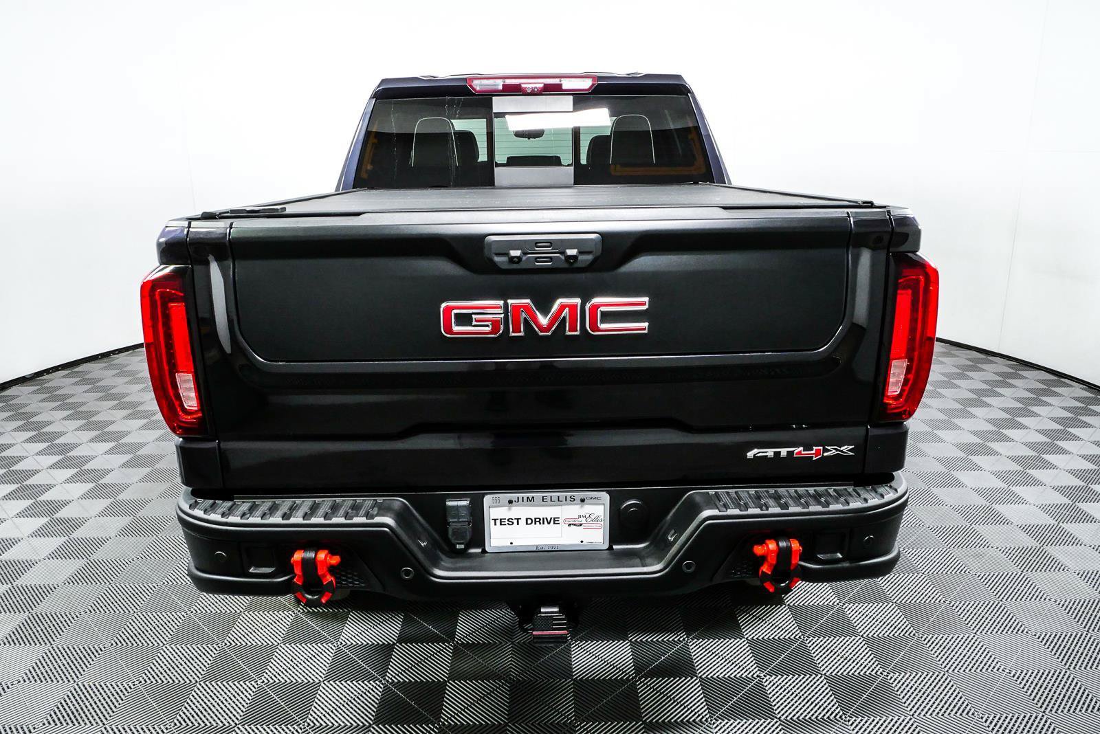 Certified 2024 GMC Sierra 1500 AT4X w/ AT4X AEV Edition AWD/4WD image 28