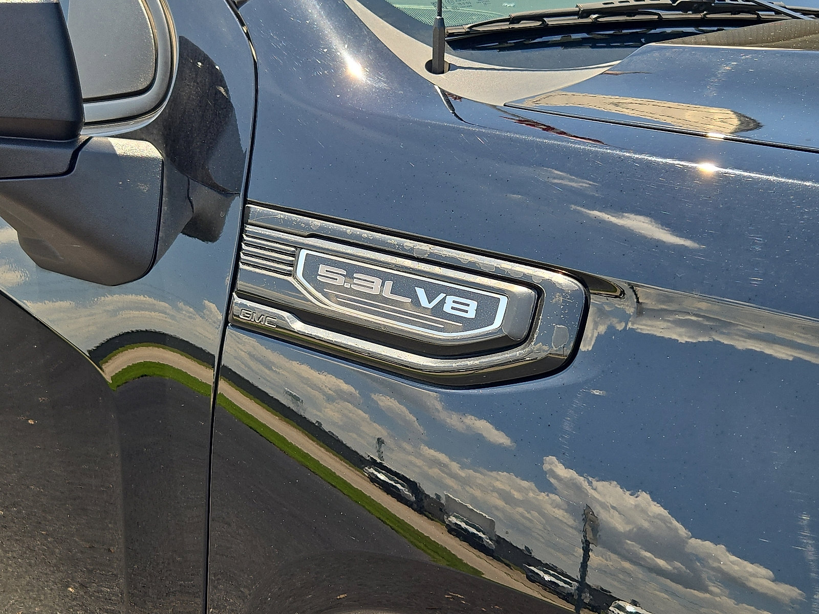 Used 2021 GMC Sierra 1500 Elevation w/ Preferred Package image 12