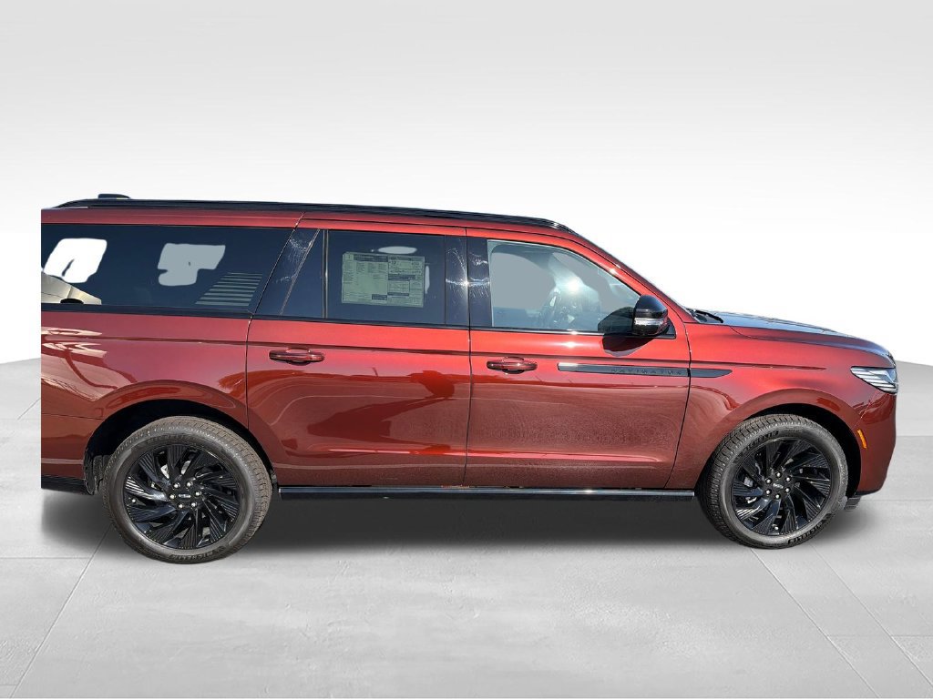 New 2027 Lincoln Navigator L Reserve w/ Jet Appearance Package AWD/4WD image 6