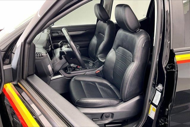 Used 2024 Ford Ranger Lariat w/ FX4 Off-Road Package image 18