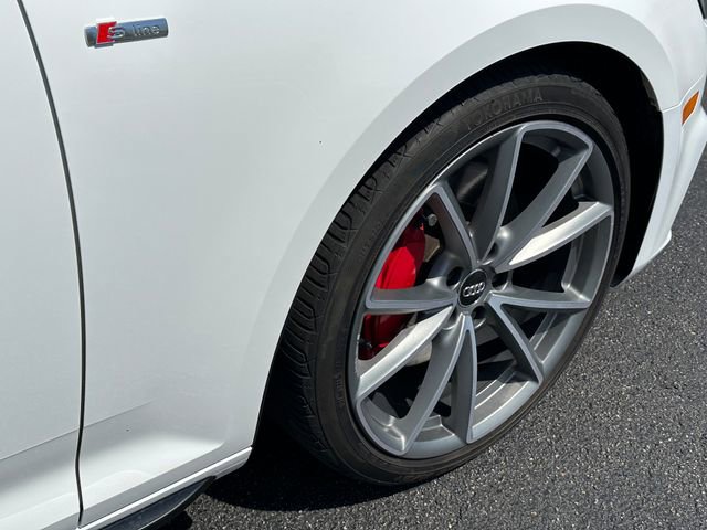 Used 2018 Audi A4 2.0T Premium Plus w/ Premium Plus Package image 10