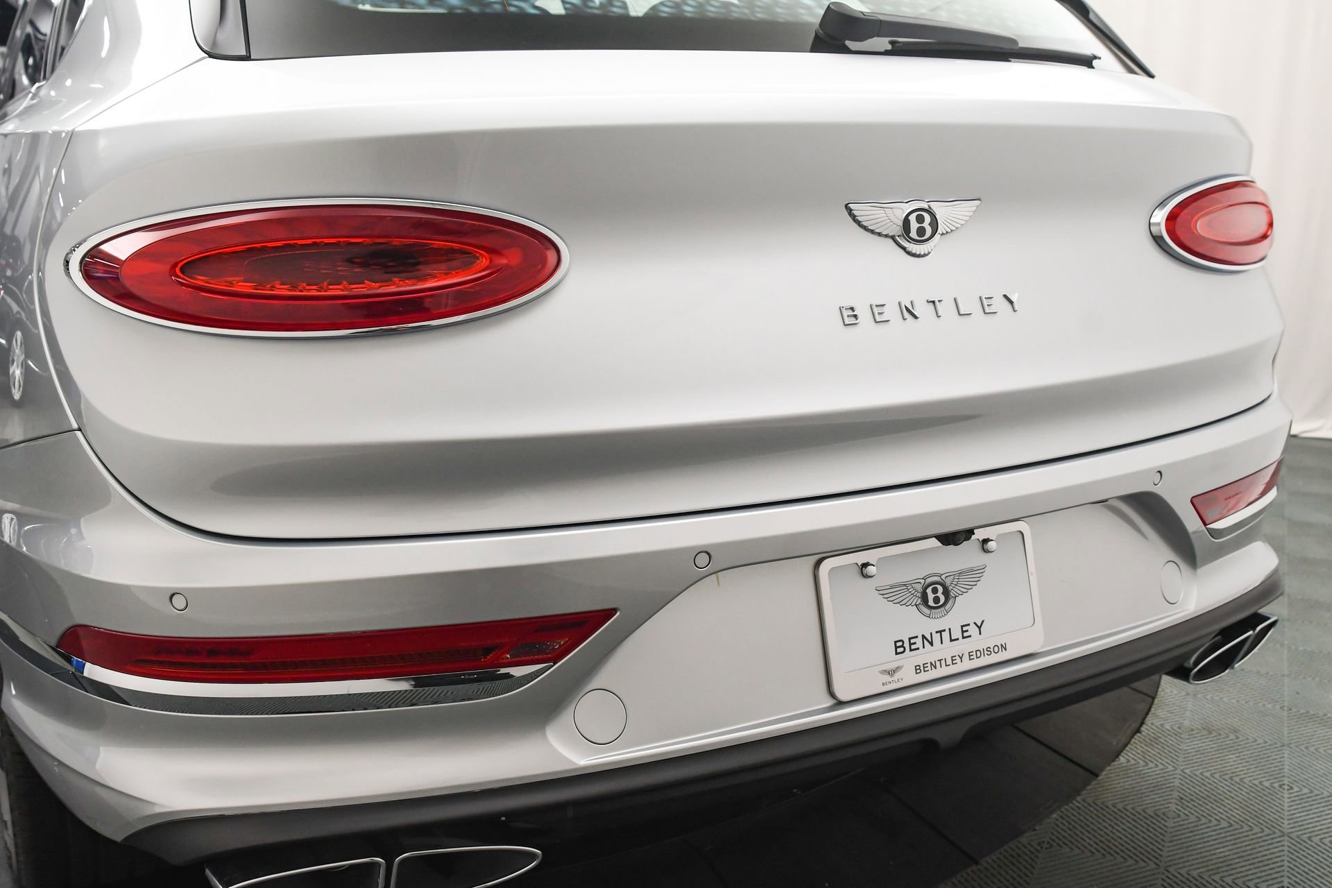 New 2025 Bentley Bentayga image 22