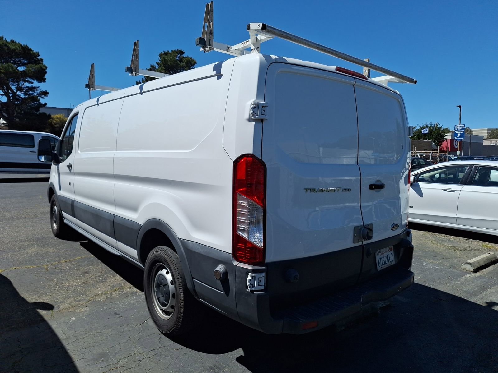 Used 2018 Ford Transit 250 148 Low Roof image 4