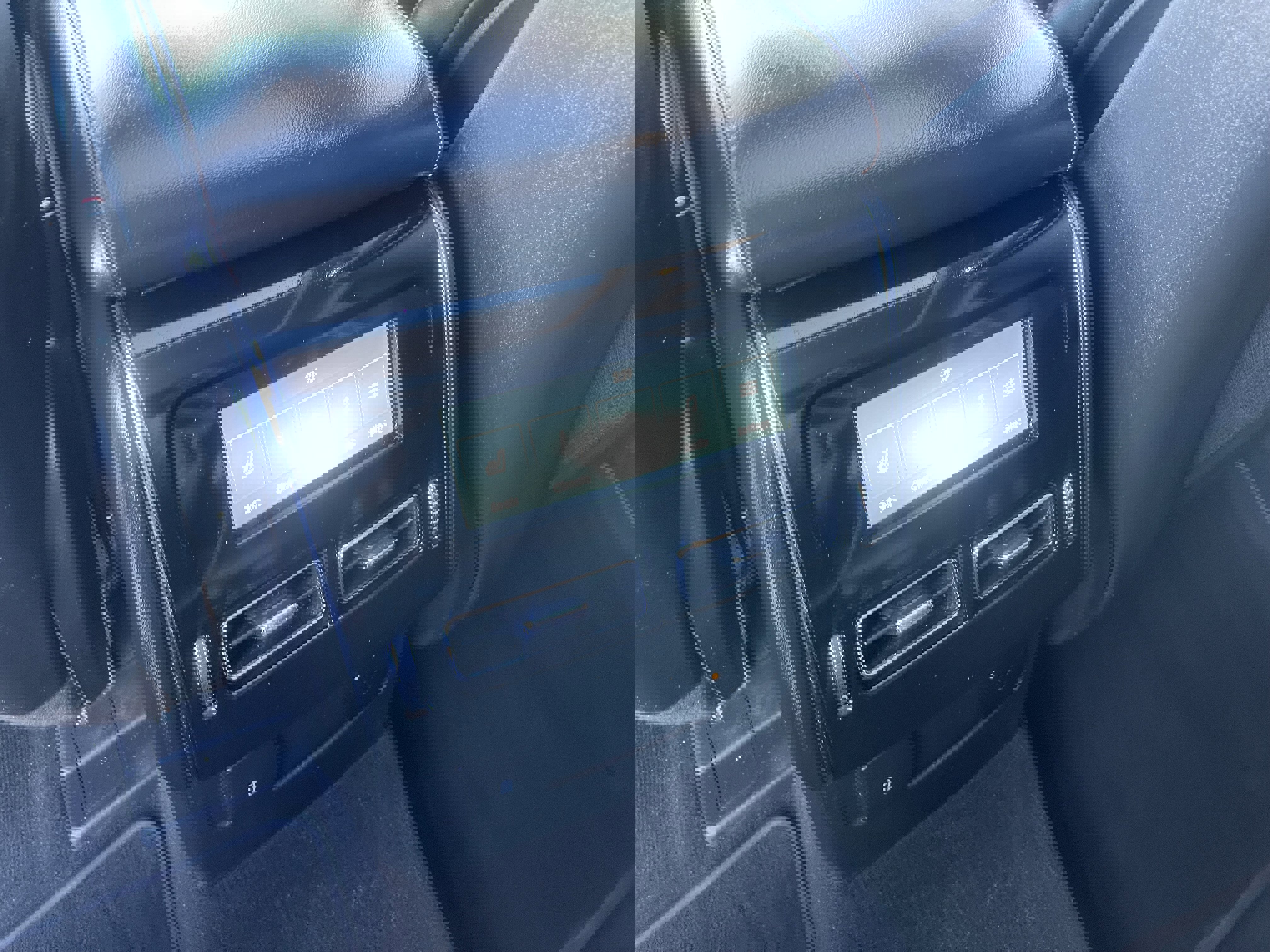 Used 2021 Lincoln Aviator Reserve w/ Equipment Group 201A image 21