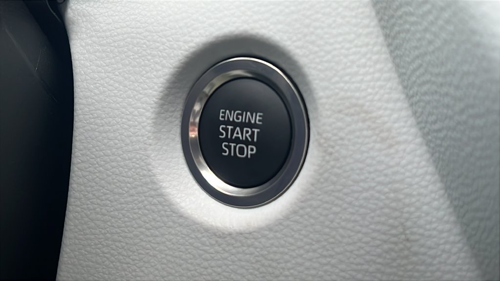 Used 2026 Toyota Corolla SE FWD image 21