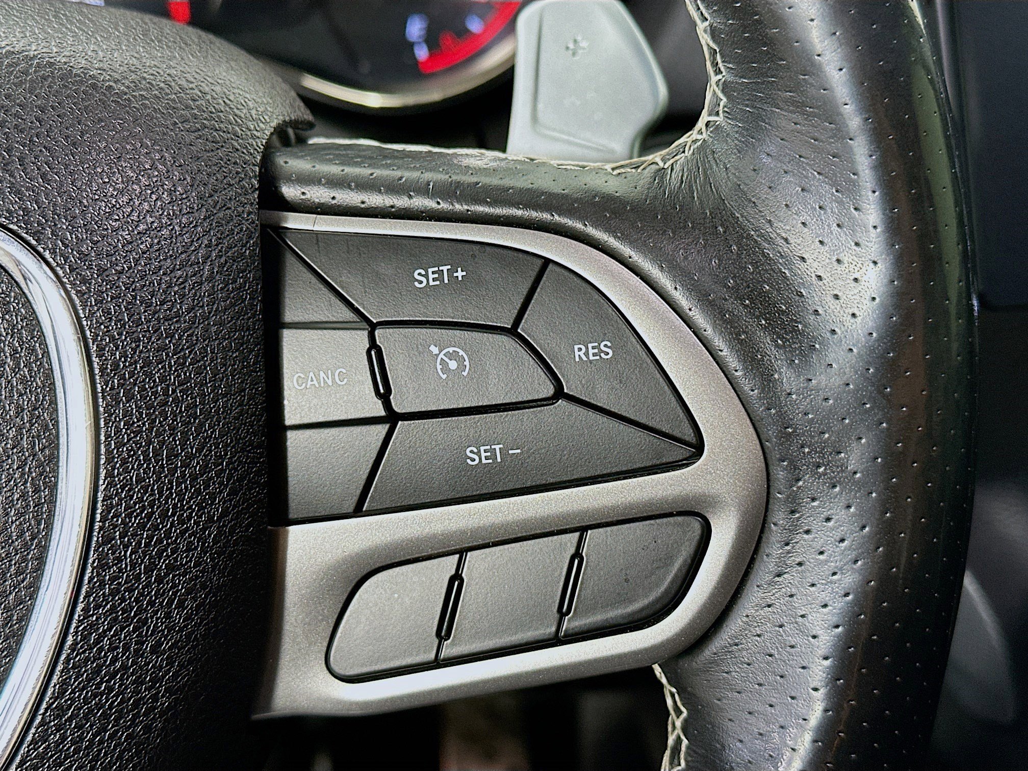 Used 2020 Dodge Durango SRT w/ Trailer Tow Group IV image 23