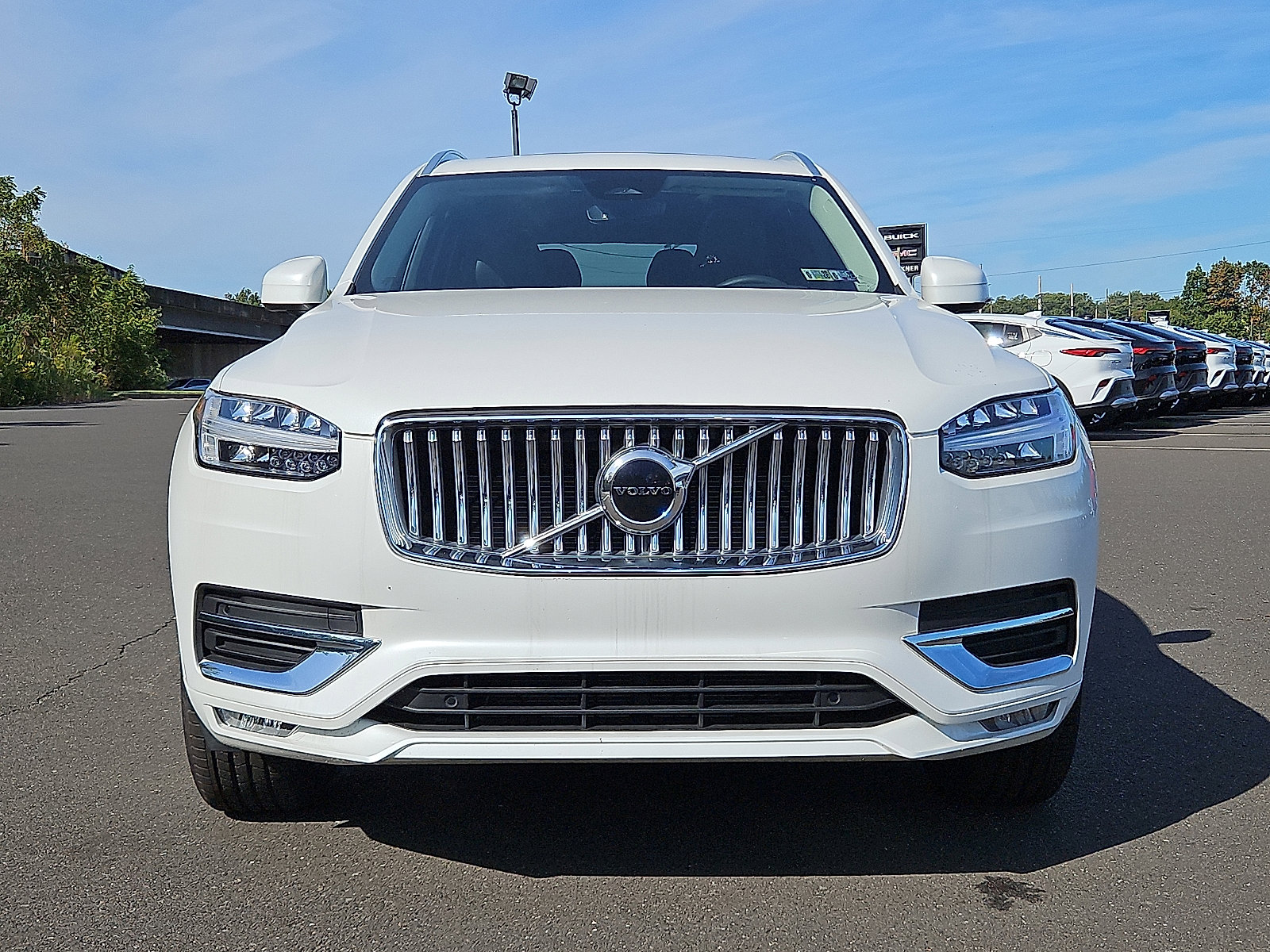 Certified 2024 Volvo XC90 B5 Core w/ Protection Package Premier AWD/4WD image 2