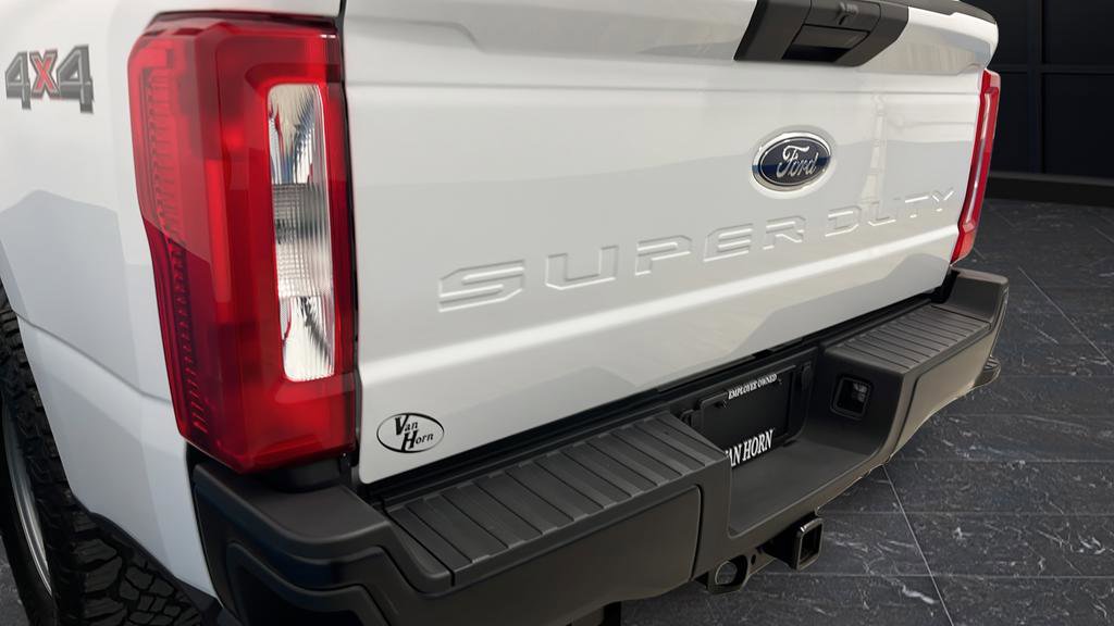 Used 2025 Ford F250 XL w/ XL Off-Road Package image 32