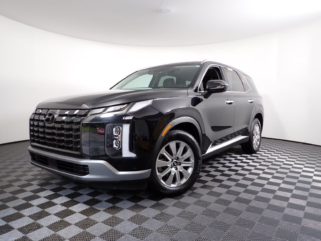 Used 2023 Hyundai Palisade SEL AWD/4WD image 2