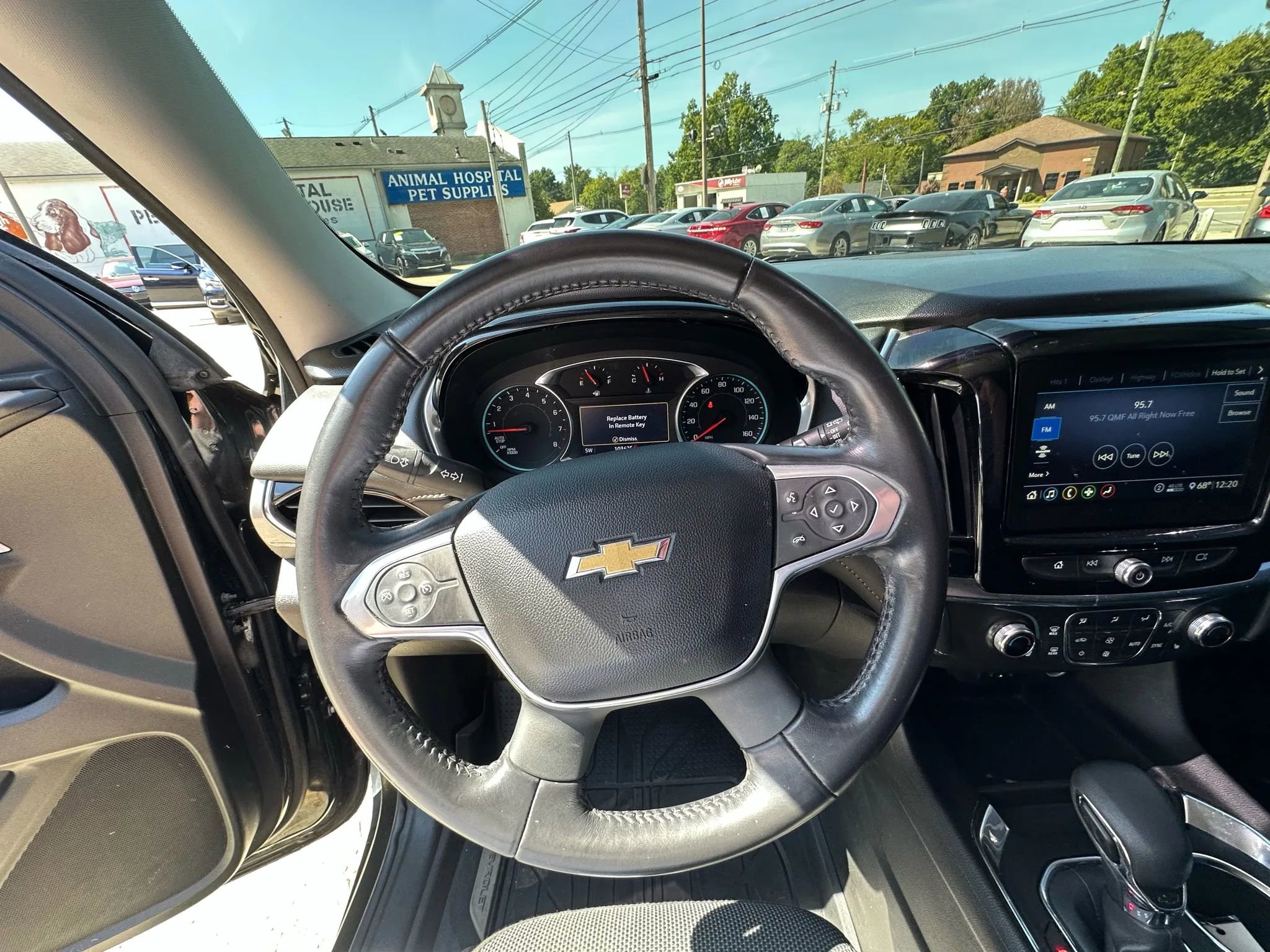 Used 2021 Chevrolet Traverse LT w/ LPO, Floor Liner Package image 21