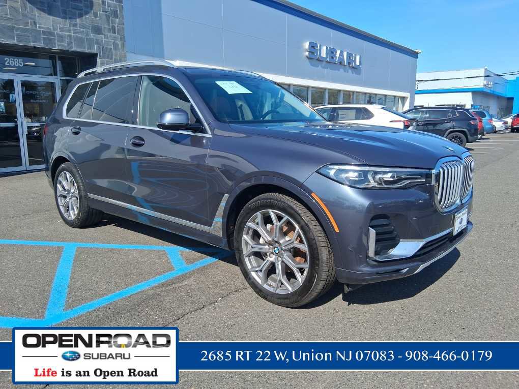 Used 2021 BMW X7 xDrive40i w/ Premium Package image 1