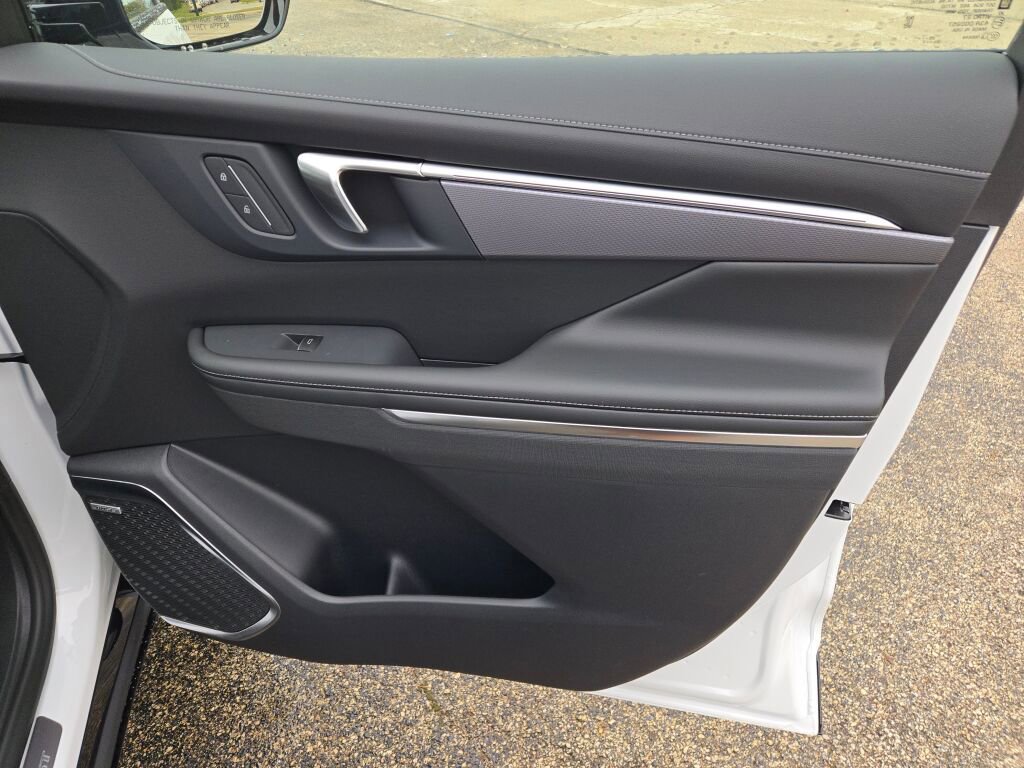 New 2026 Buick Enclave Sport Touring w/ Power Package image 6