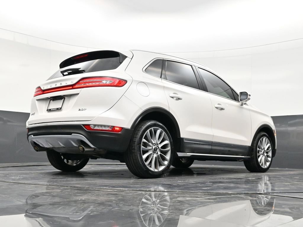 Used 2017 Lincoln MKC Reserve image 24
