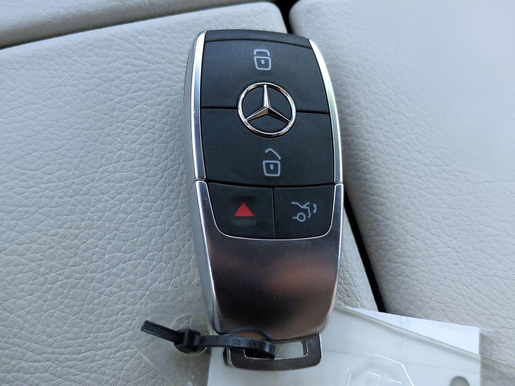 Used 2024 Mercedes-Benz GLE 350 4MATIC image 31