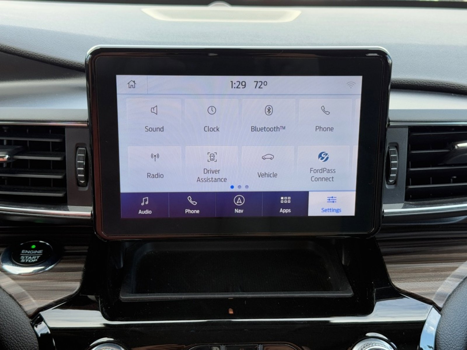 Used 2021 Ford Explorer Limited image 29