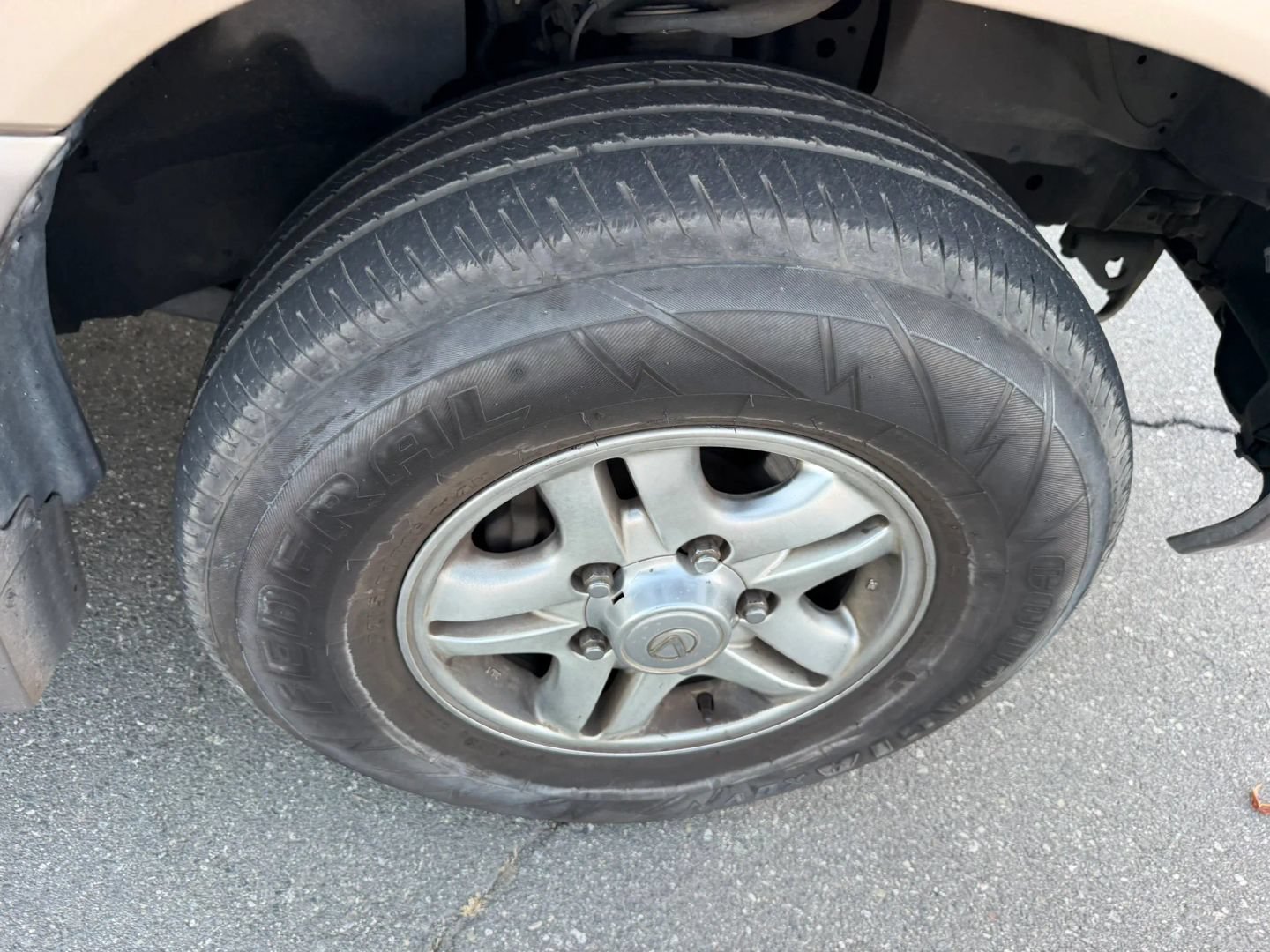 Used 2002 Lexus LX 470 4WD image 34