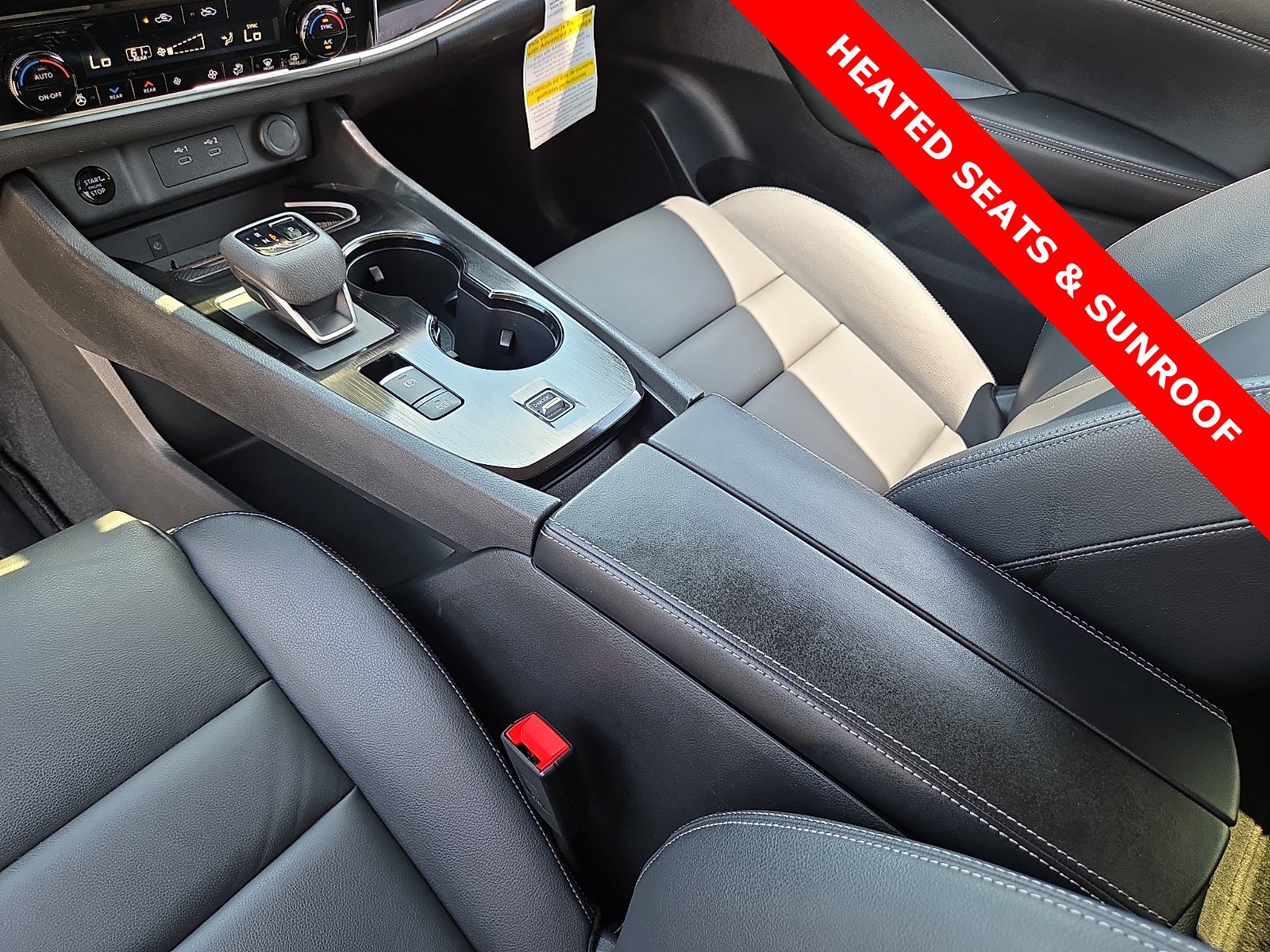 Used 2025 Nissan Rogue SL w/ Tech Package FWD image 25