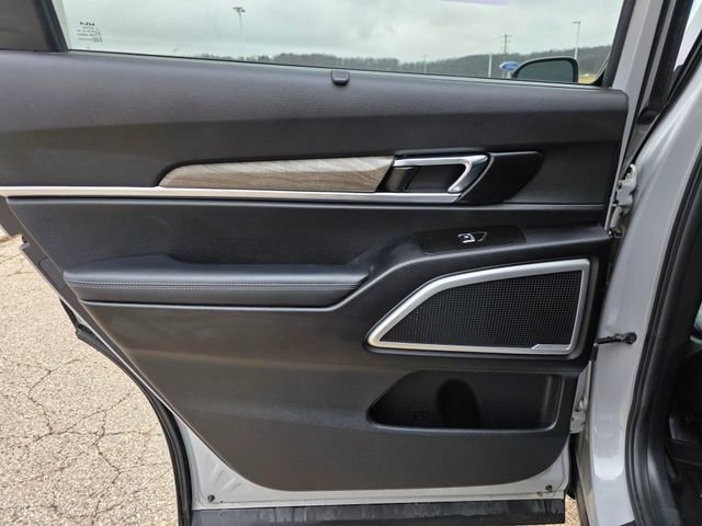 Used 2022 Kia Telluride EX w/ EX Premium Package image 30