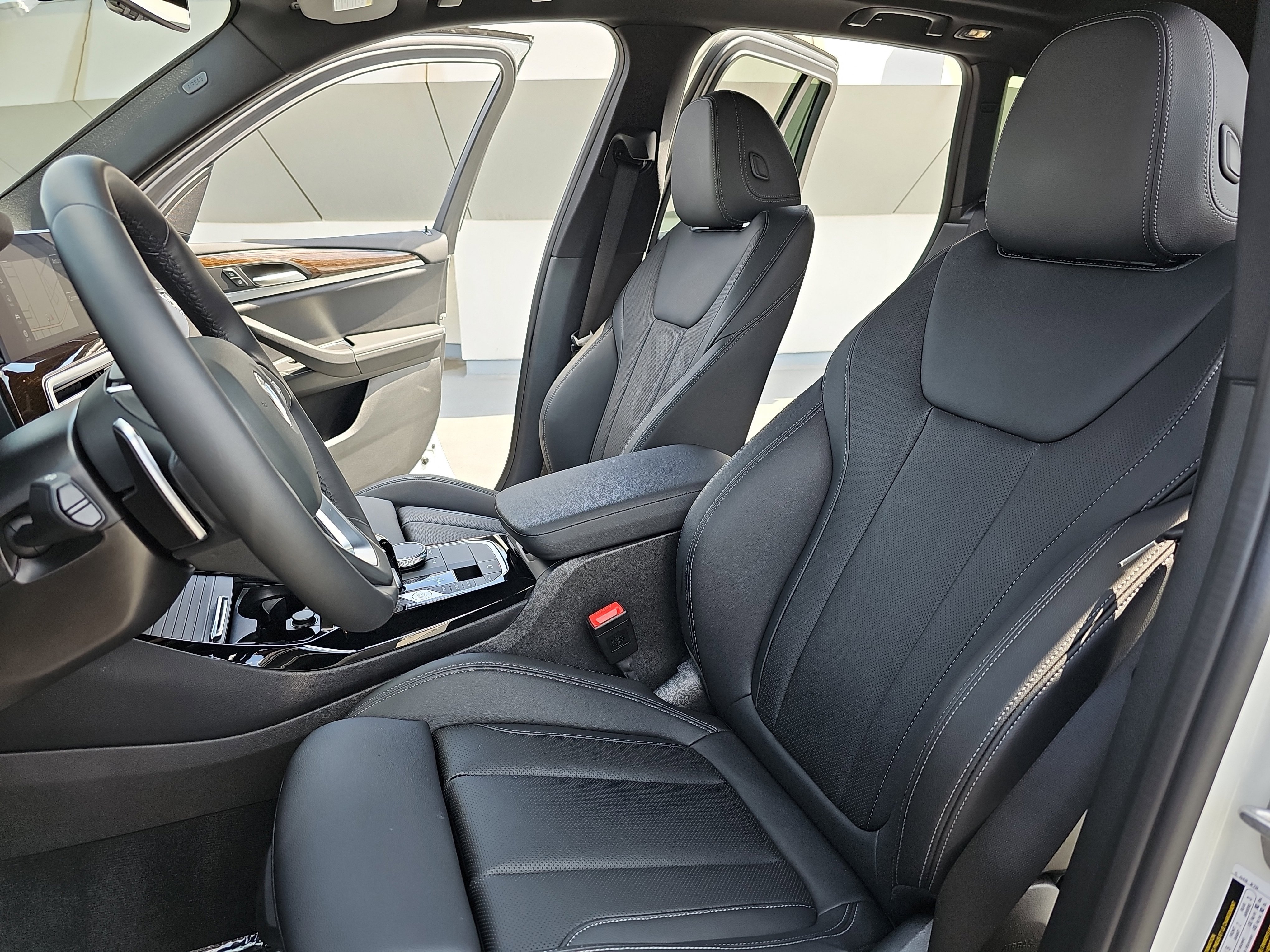 Certified 2024 BMW X3 sDrive30i w/ Convenience Package image 15