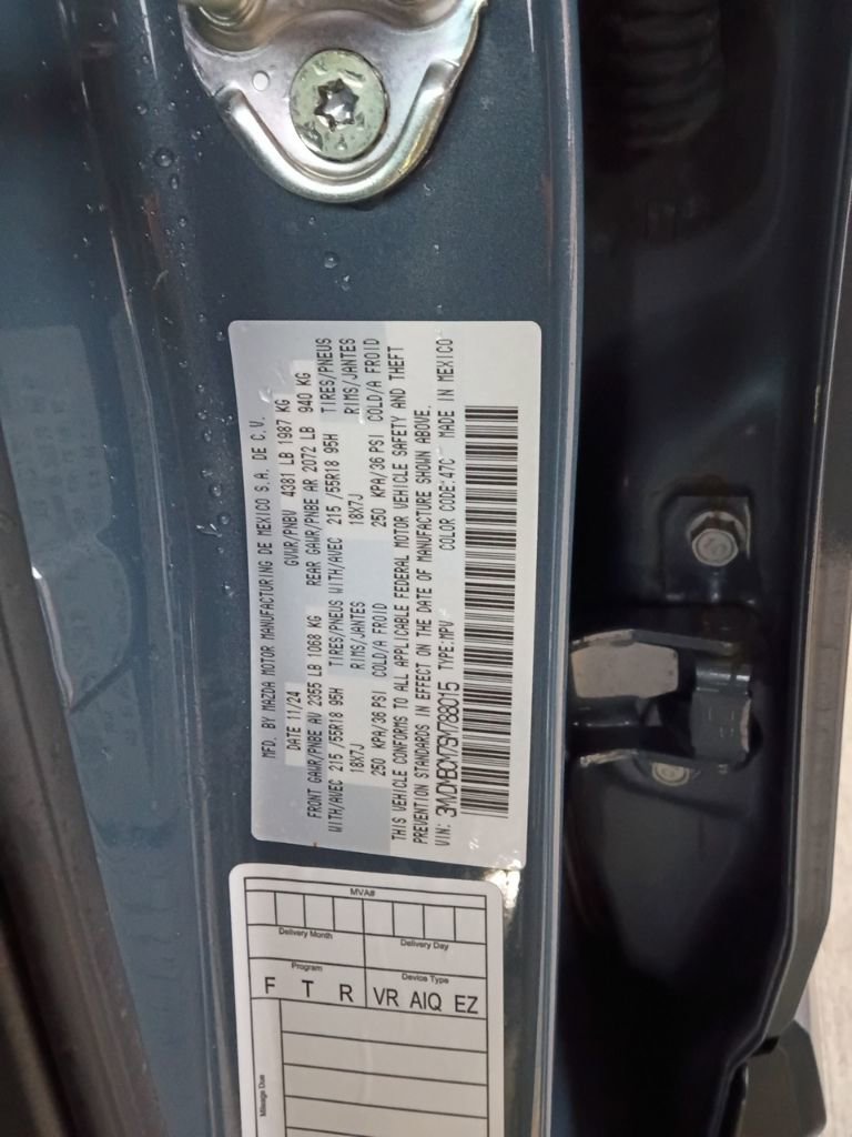 Used 2025 MAZDA CX-30 AWD 2.5 S w/ Preferred Package image 3