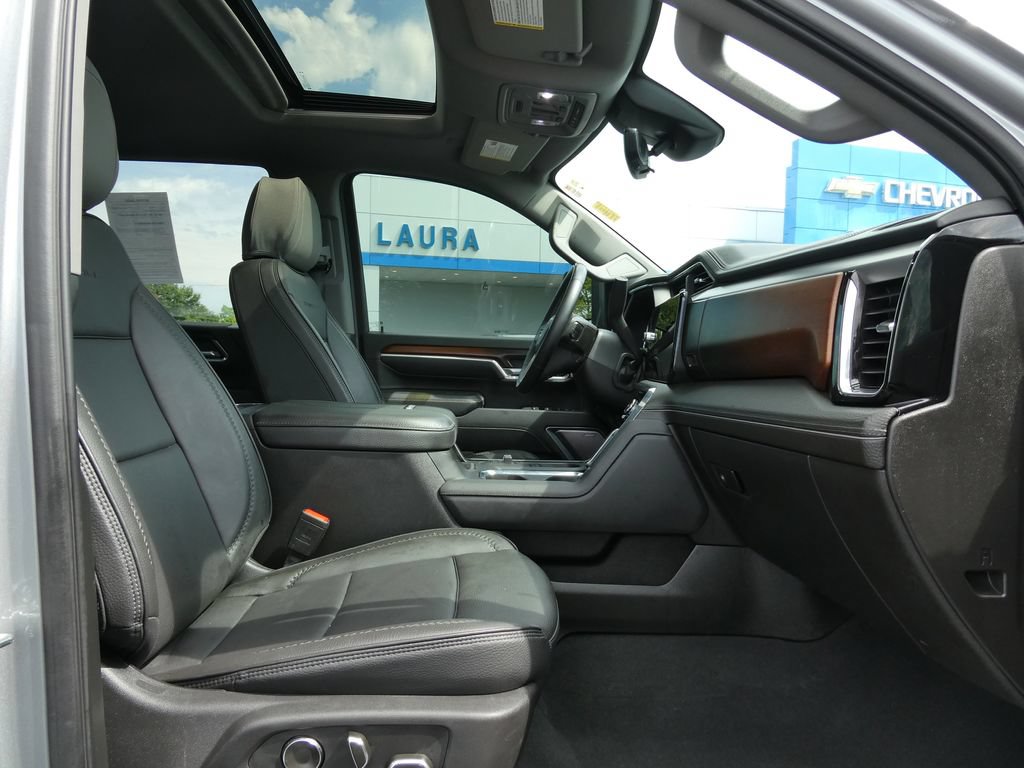 Certified 2025 GMC Sierra 3500 Denali w/ Denali Reserve Package AWD/4WD image 14
