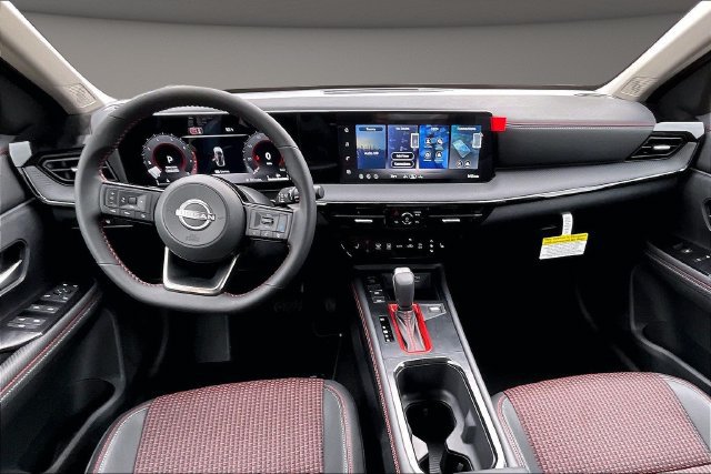 New 2027 Nissan Kicks SR AWD/4WD image 5