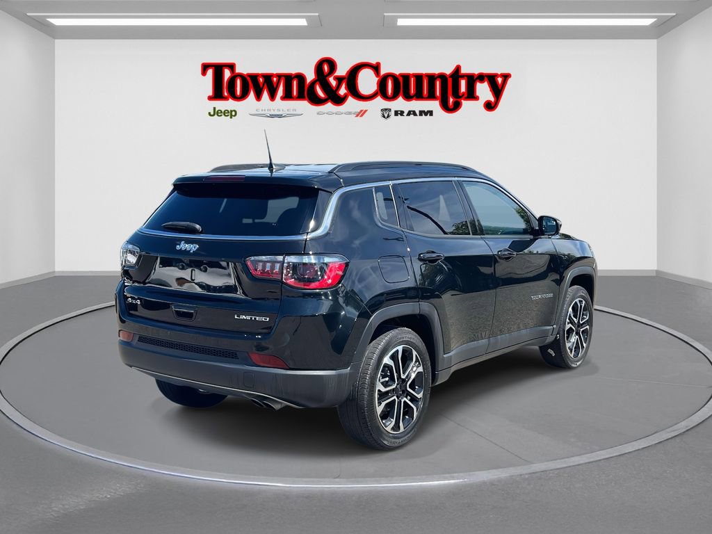 Certified 2022 Jeep Compass Limited AWD/4WD image 7