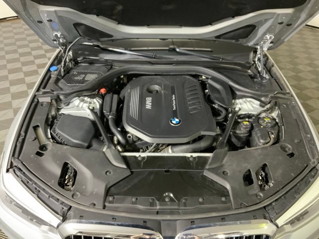 Used 2017 BMW 540i xDrive AWD/4WD image 40