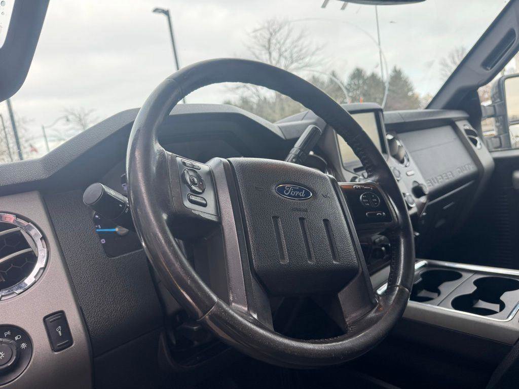 Used 2016 Ford F350 Lariat w/ Lariat Ultimate Package image 23