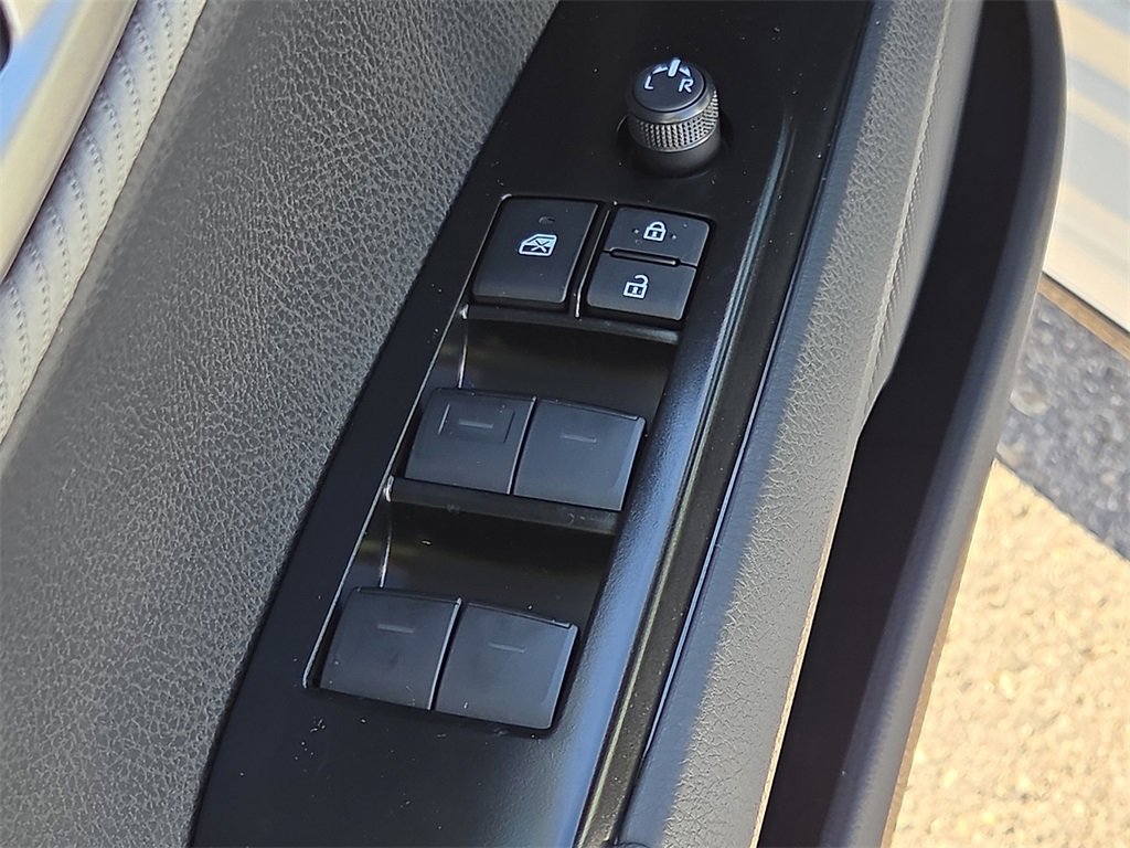 New 2026 Toyota Camry SE image 17