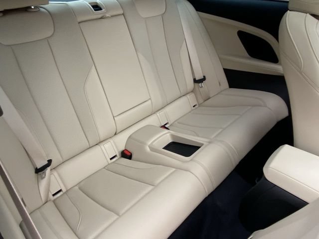 Used 2026 BMW 230i Coupe w/ Premium Package RWD image 13