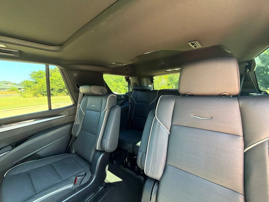 Certified 2026 Cadillac Escalade Luxury AWD/4WD image 22