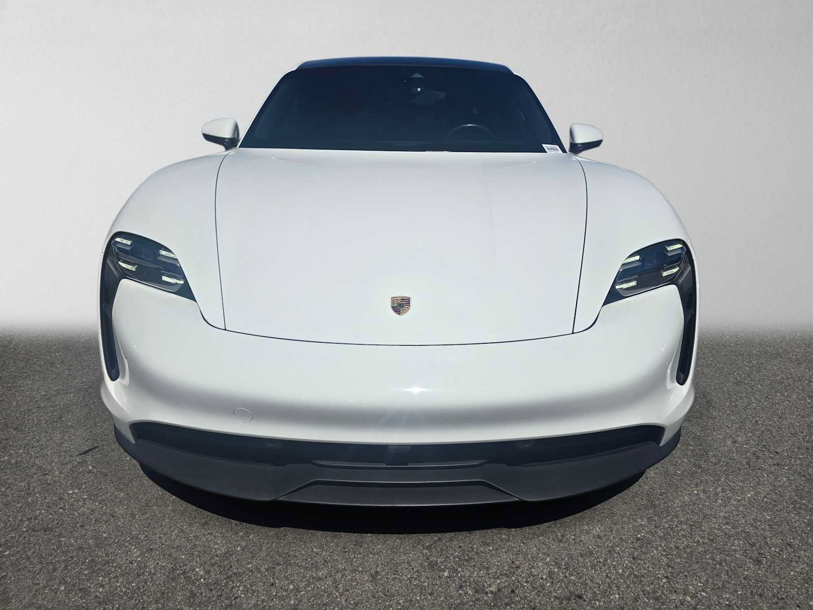 Used 2021 Porsche Taycan RWD image 8