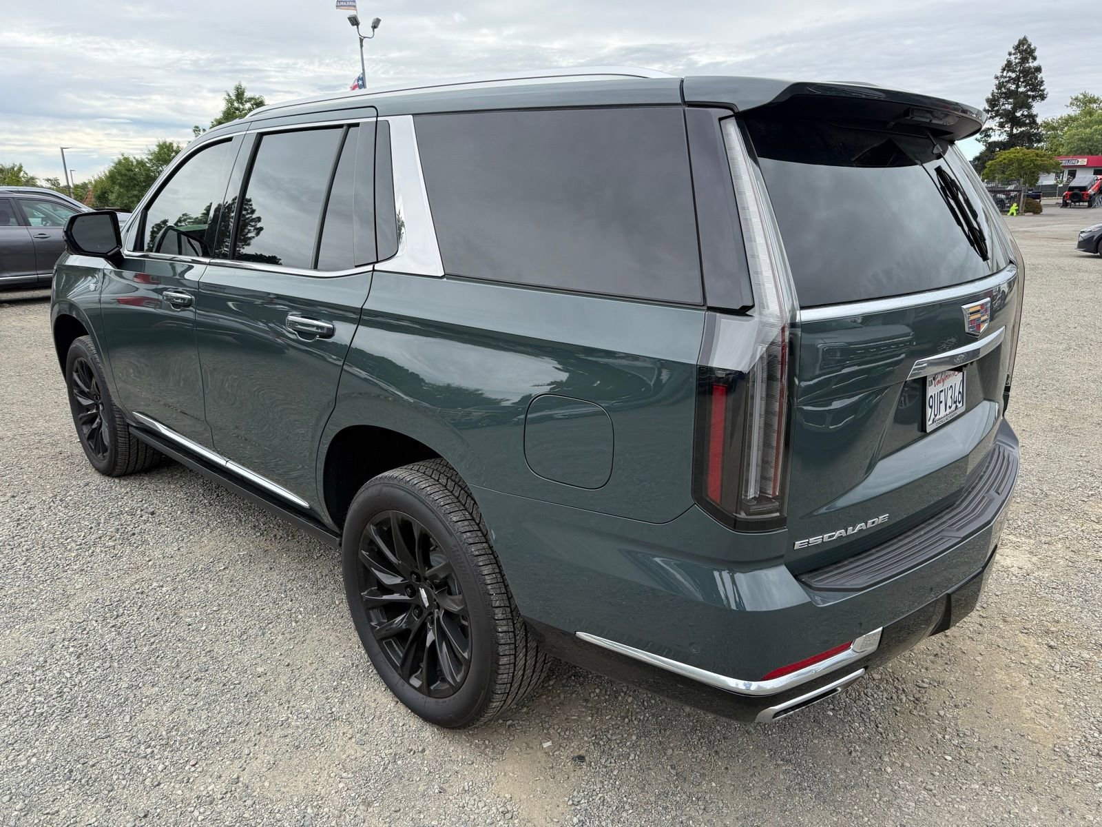Used 2025 Cadillac Escalade Premium Luxury w/ LPO, Floor Liner Package image 3