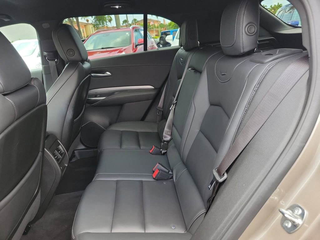 Certified 2025 Cadillac XT4 Premium Luxury FWD image 15