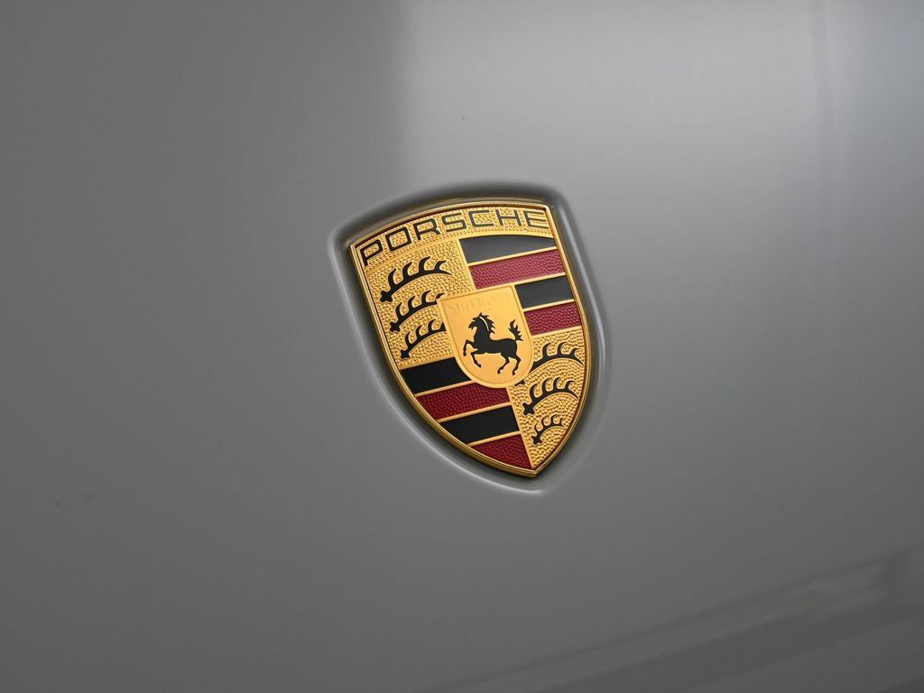 New 2026 Porsche Macan GTS AWD/4WD image 13