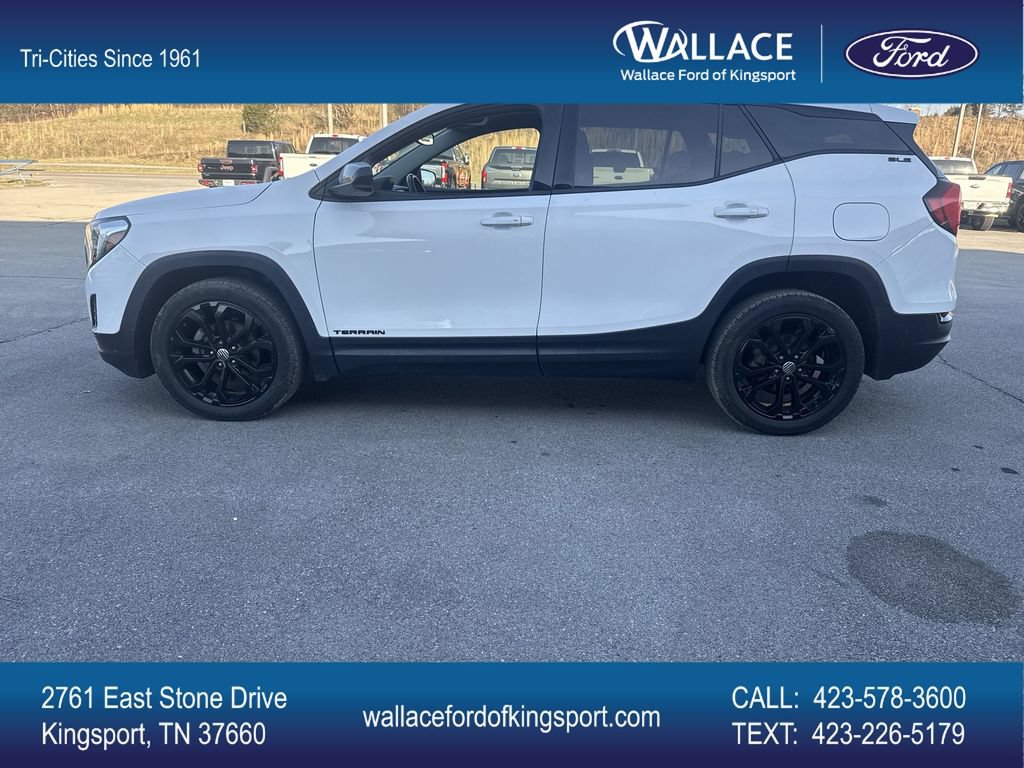 Used 2020 GMC Terrain SLE w/ Elevation Edition FWD image 3