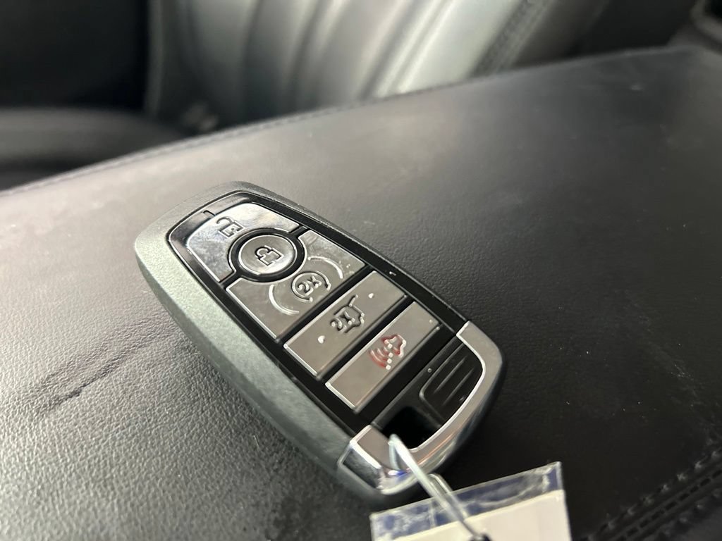 Used 2023 Lincoln Nautilus AWD w/ Premium Package image 15