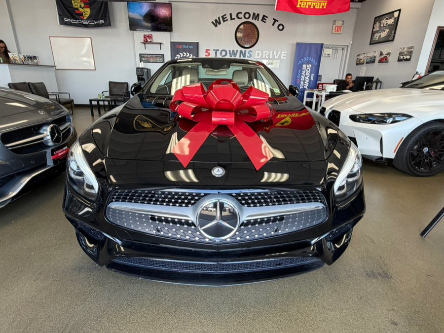 Used 2017 Mercedes-Benz SL 550 image 21